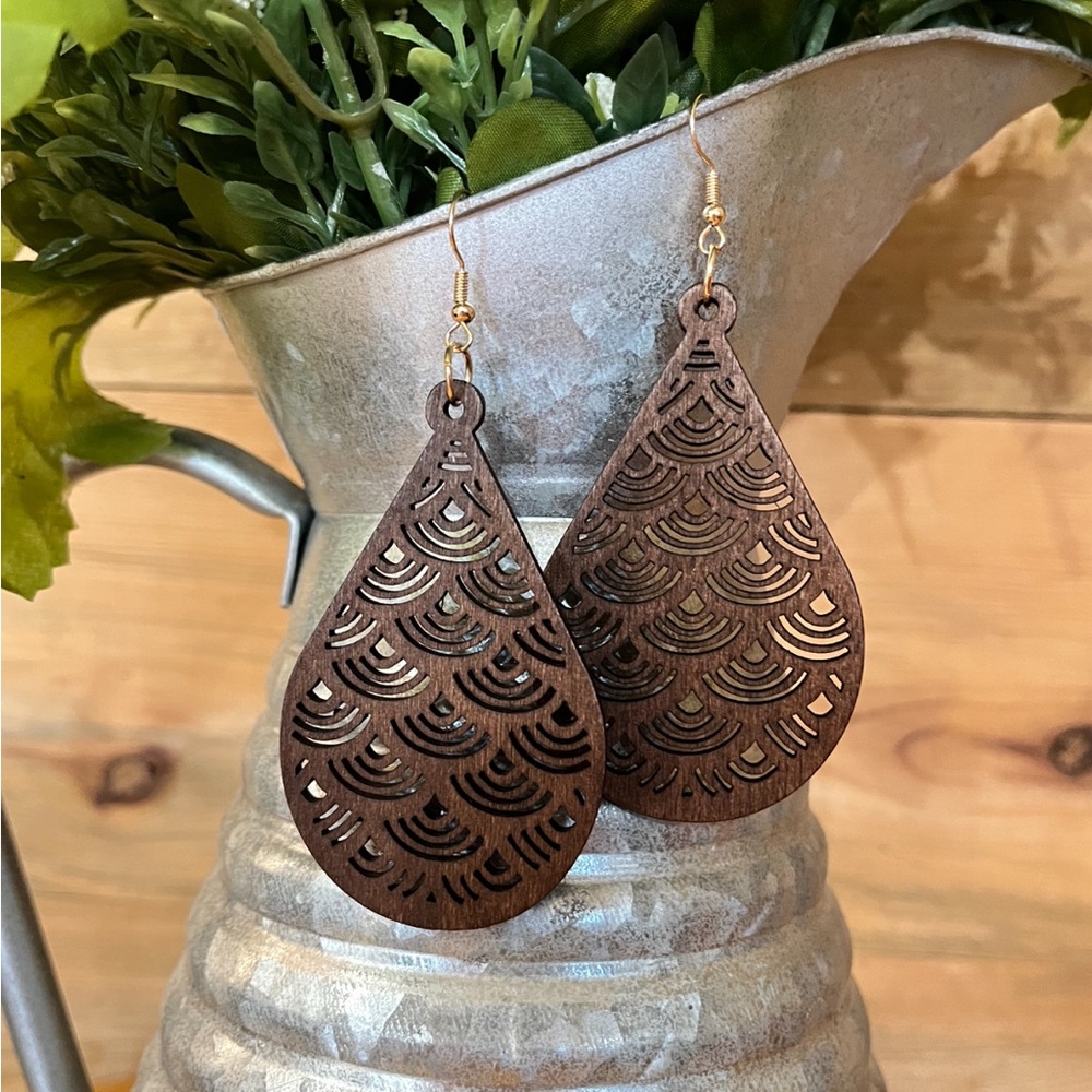 NIP Boho wooden earrings lightweight